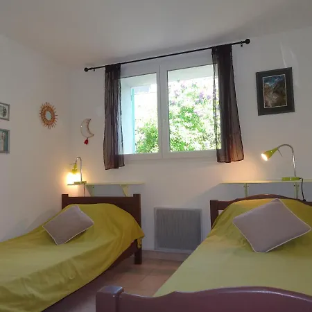 Сasa de vacaciones La Pardigone *